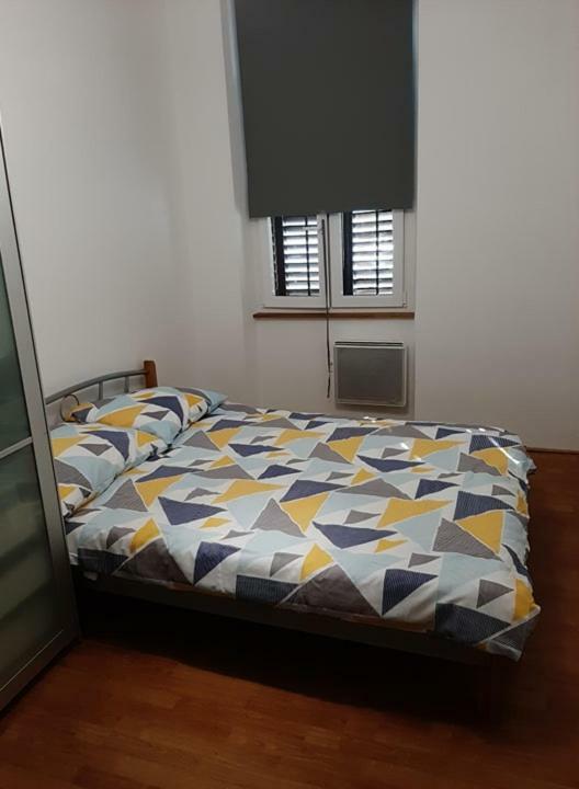 Zoe Apartment Maribor Buitenkant foto