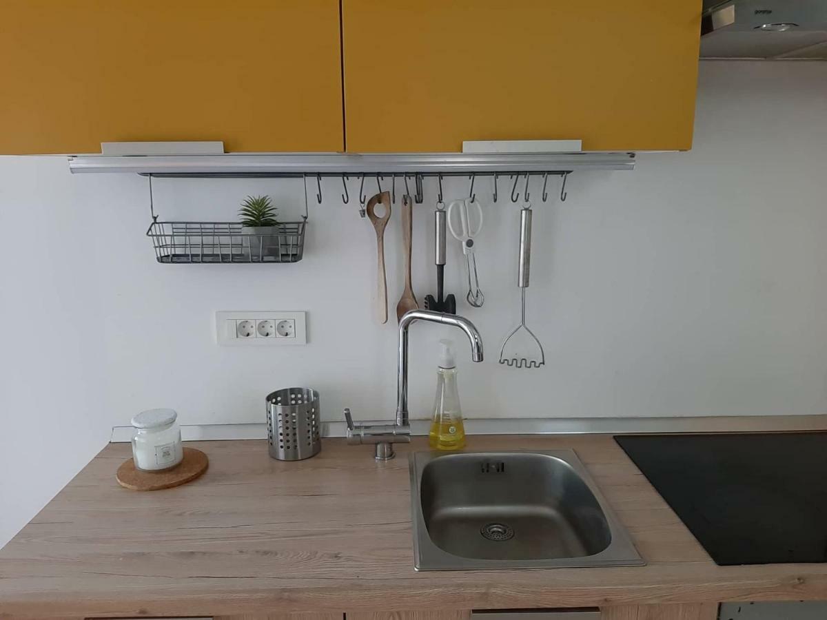 Zoe Apartment Maribor Buitenkant foto